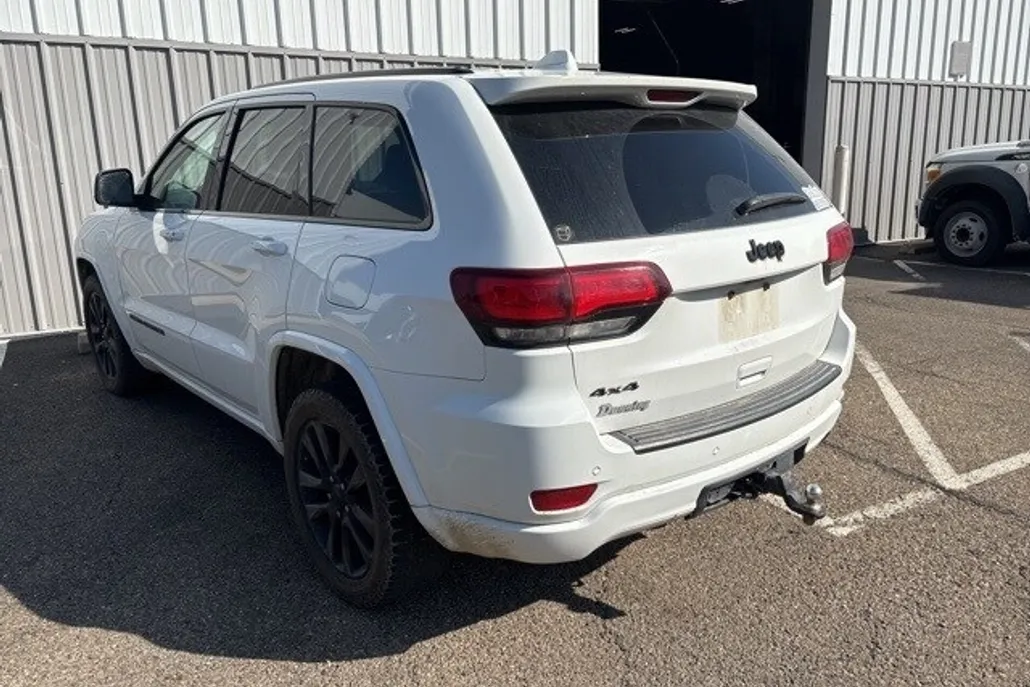 2020 Jeep Grand Cherokee Altitude photo 1