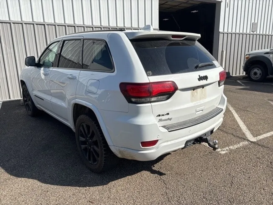 2020 Jeep Grand Cherokee Altitude photo 1