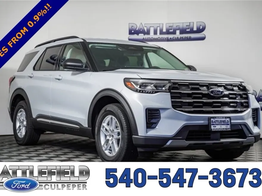 2025 Ford Explorer photo 1