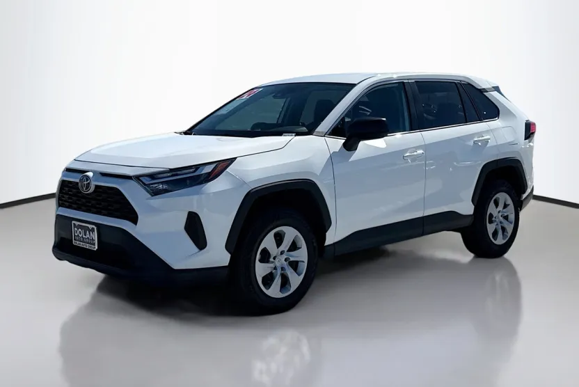 2024 Toyota RAV4 LE photo 1