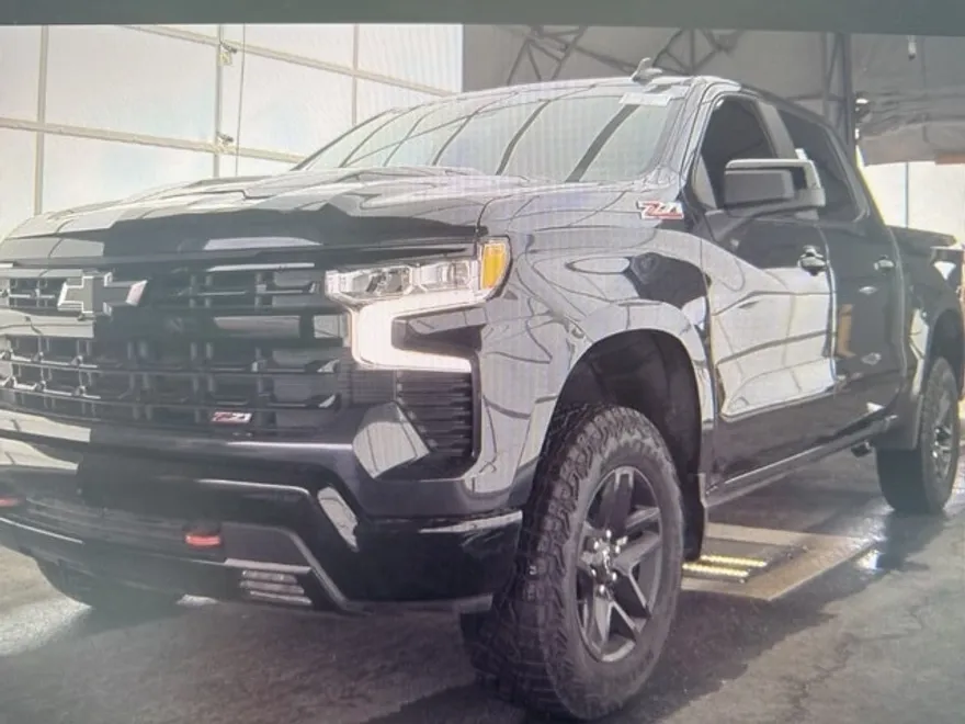 2024 Chevrolet Silverado 1500 LT Trail Boss photo 1