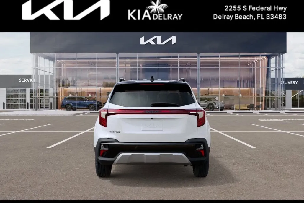 2025 Kia Seltos S photo 1