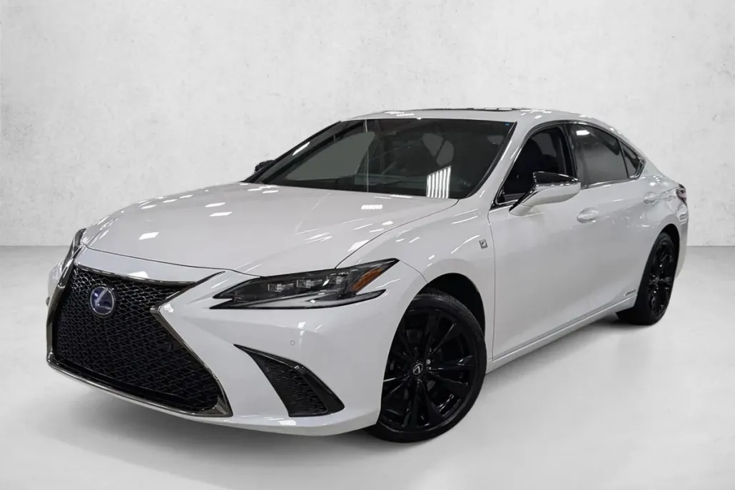 2022 Lexus ES F SPORT photo 1