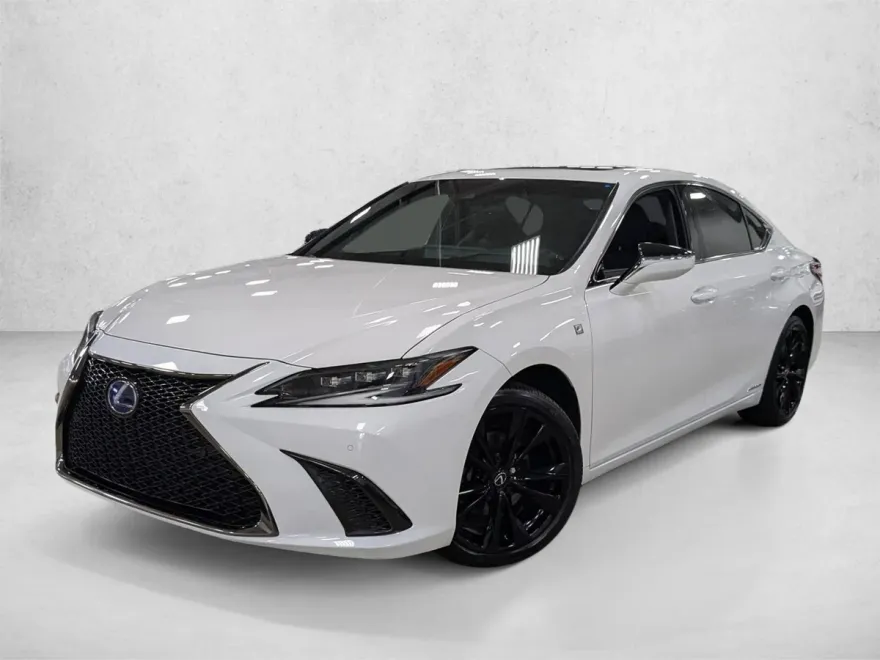 2022 Lexus ES F SPORT photo 1