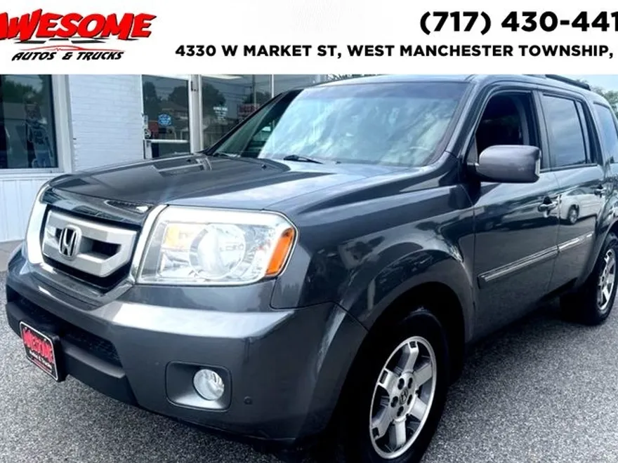 2011 Honda Pilot Touring photo 1