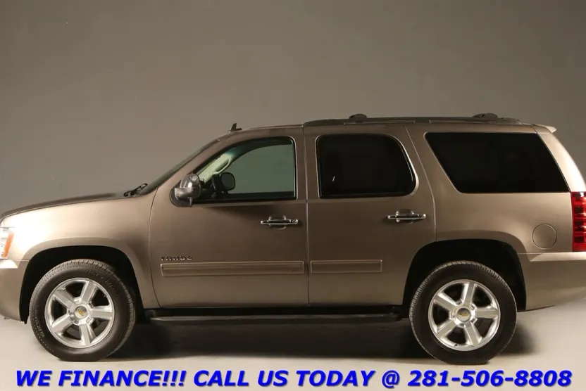 2011 Chevrolet Tahoe LS photo 1