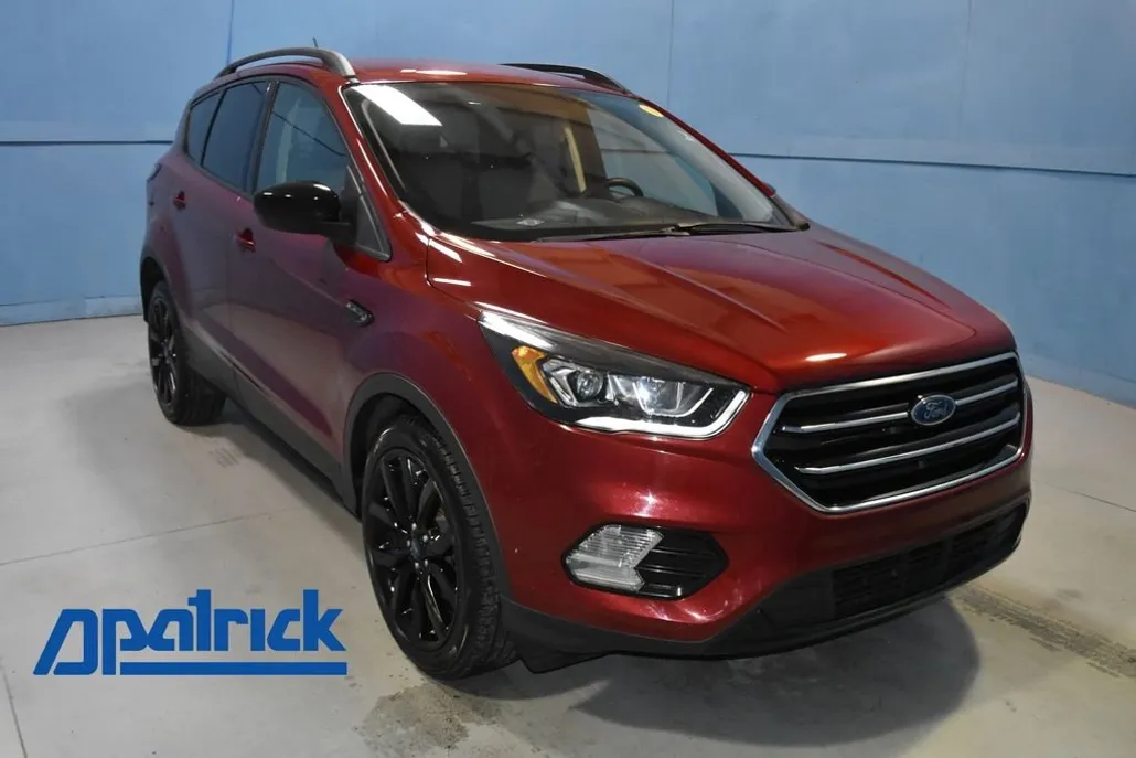 2018 Ford Escape SE Sport photo 1