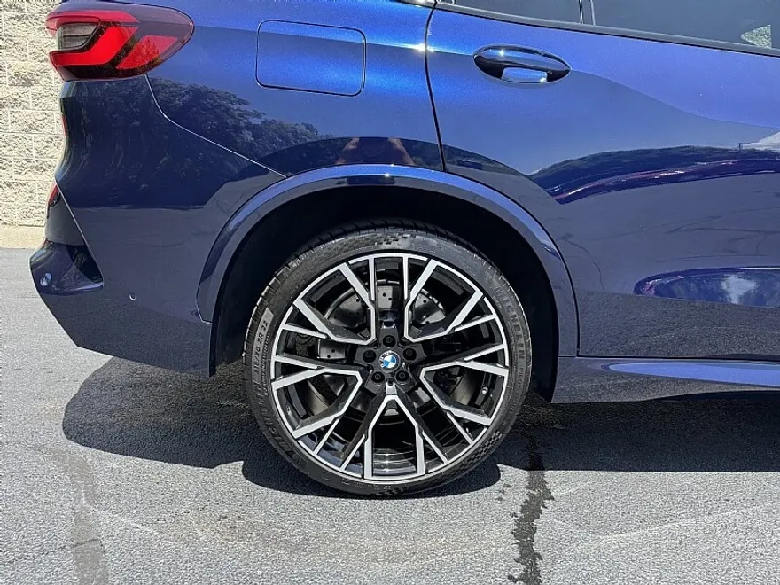 2021 Bmw X5 M photo 1