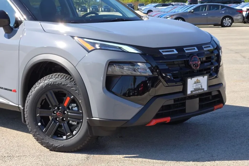 2026 Nissan Rogue SV photo 1