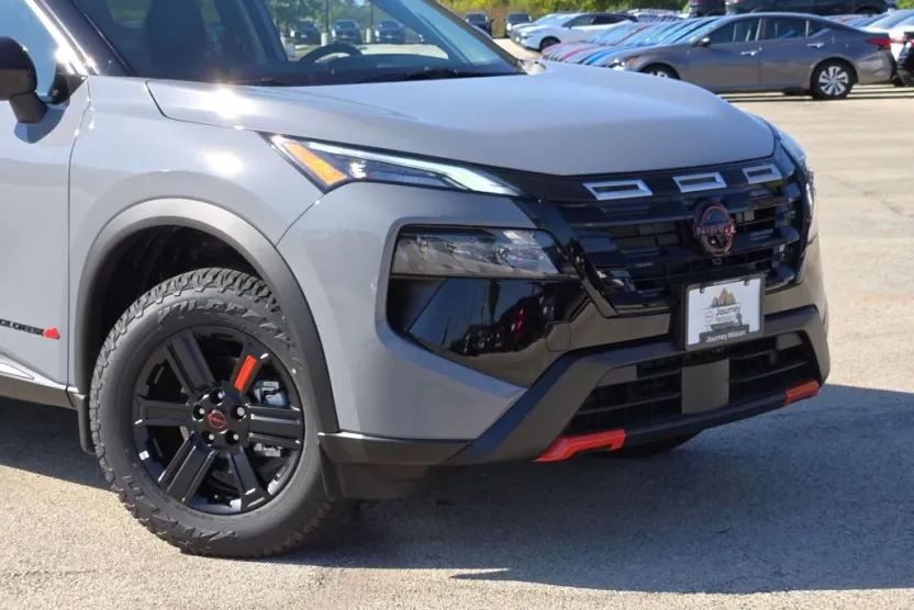 2026 Nissan Rogue SV photo 1