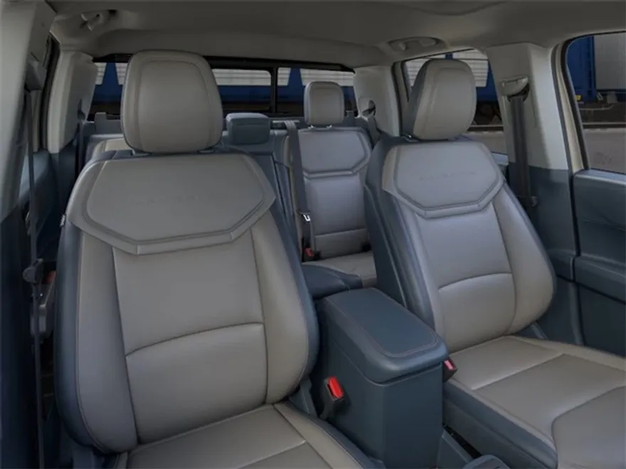 2025 Ford Maverick Lariat photo 1