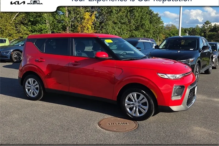 2020 Kia Soul LX photo 1