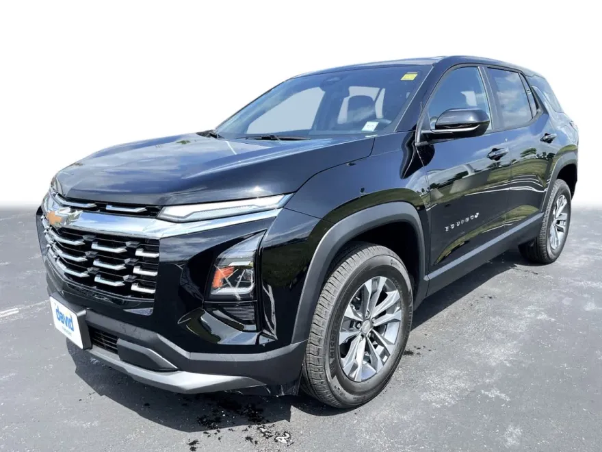 2026 Chevrolet Equinox LT photo 1