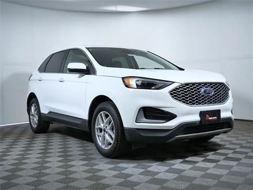 2023 Ford Edge SEL photo 1