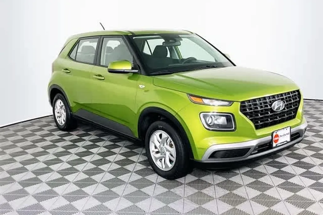 2023 Hyundai Venue SE photo 1