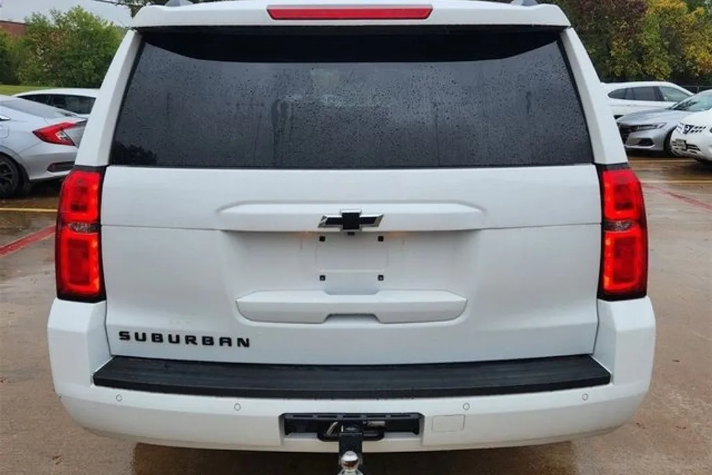 2020 Chevrolet Suburban LS photo 1