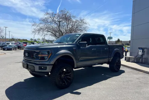 2025 Ford F-150 XLT photo 3