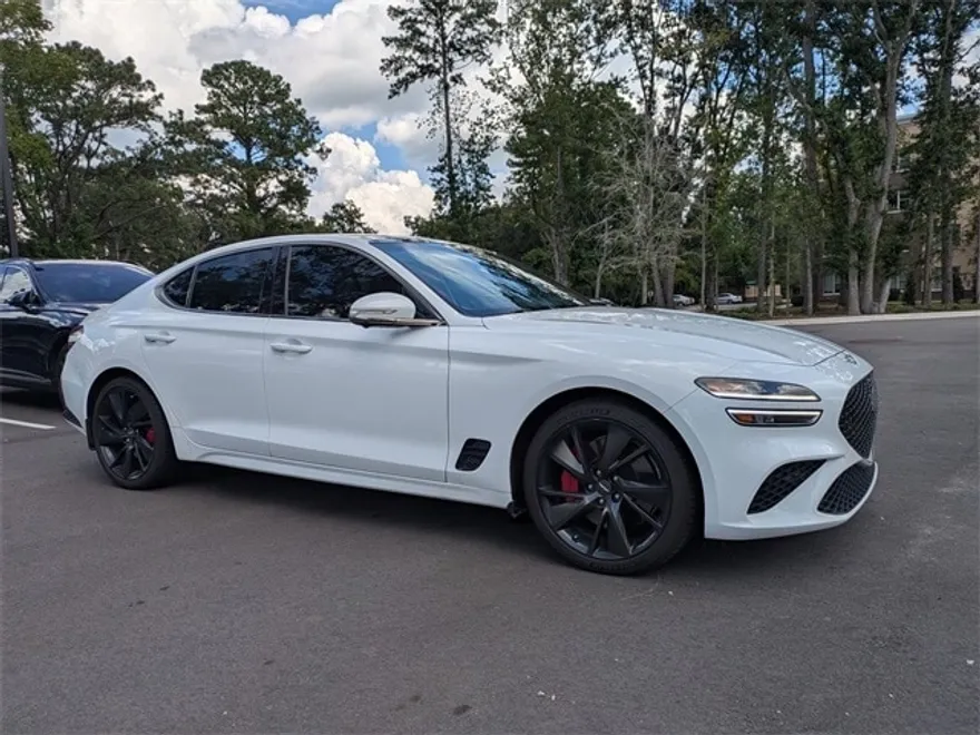 2022 Genesis G70 3.3T photo 1