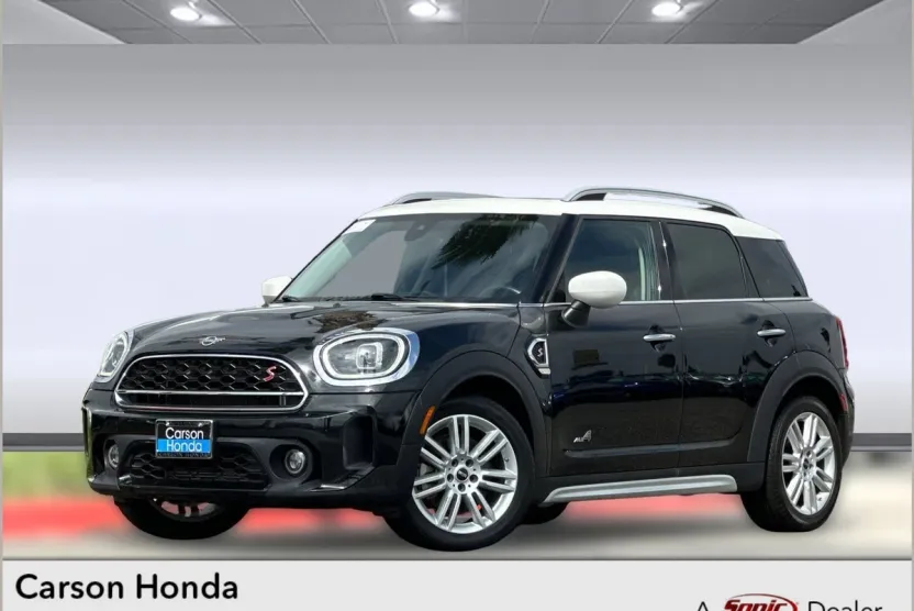 2023 Mini Countryman S ALL4 photo 1