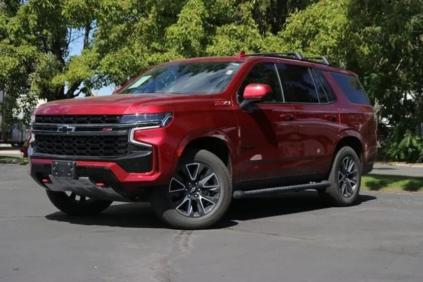 2021 Chevrolet Tahoe Z71 photo 1