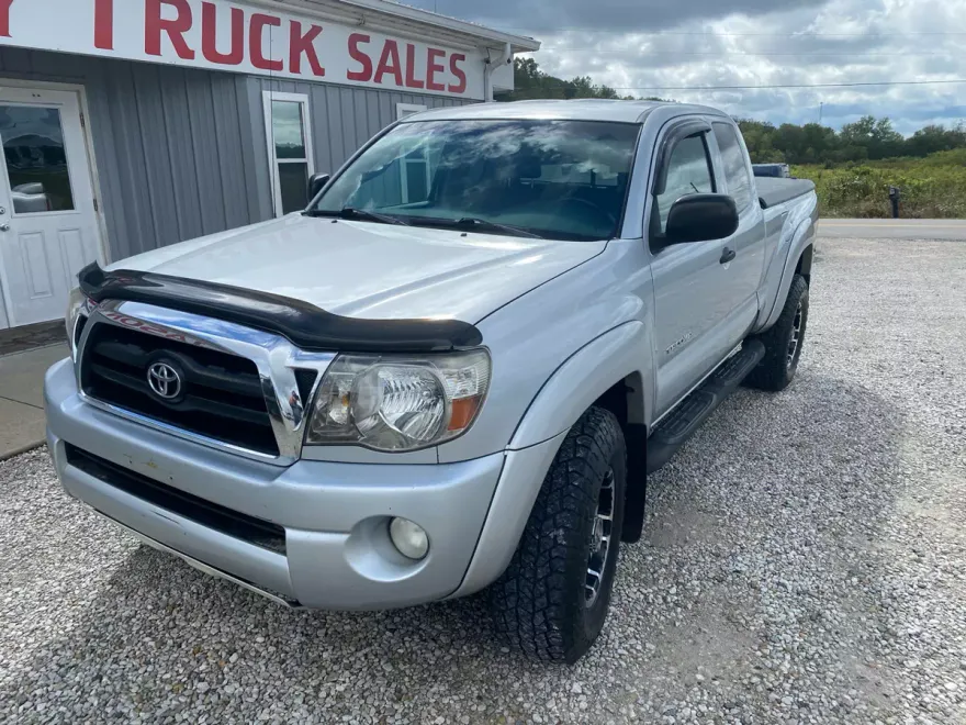 2008 Toyota Tacoma 4x4 Access Cab V6 photo 1