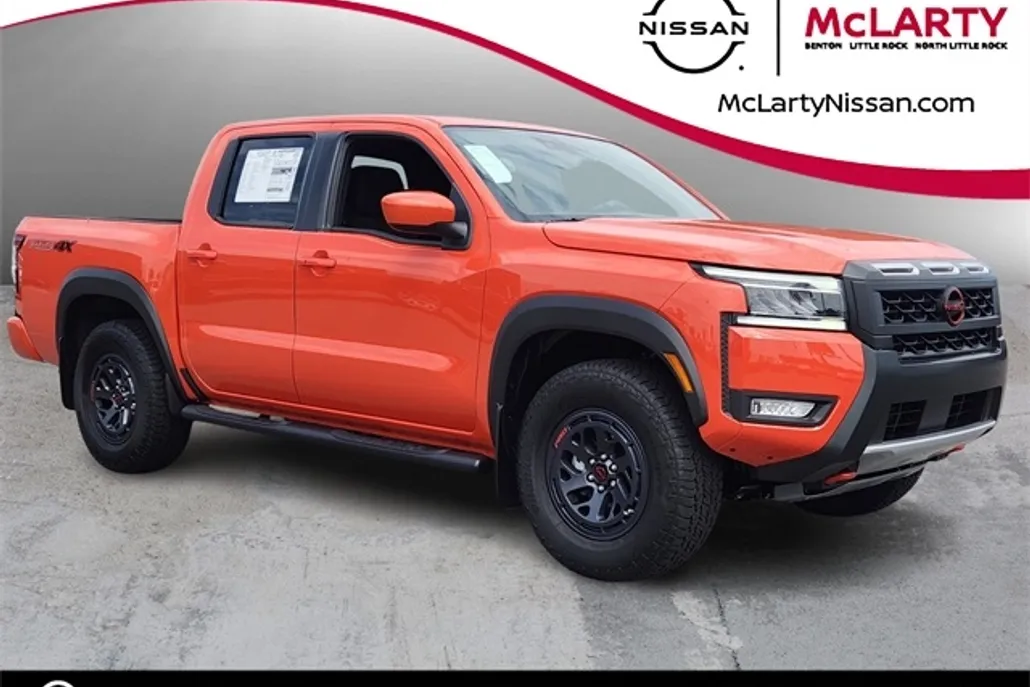 2025 Nissan Frontier Crew Cab PRO-4X photo 1