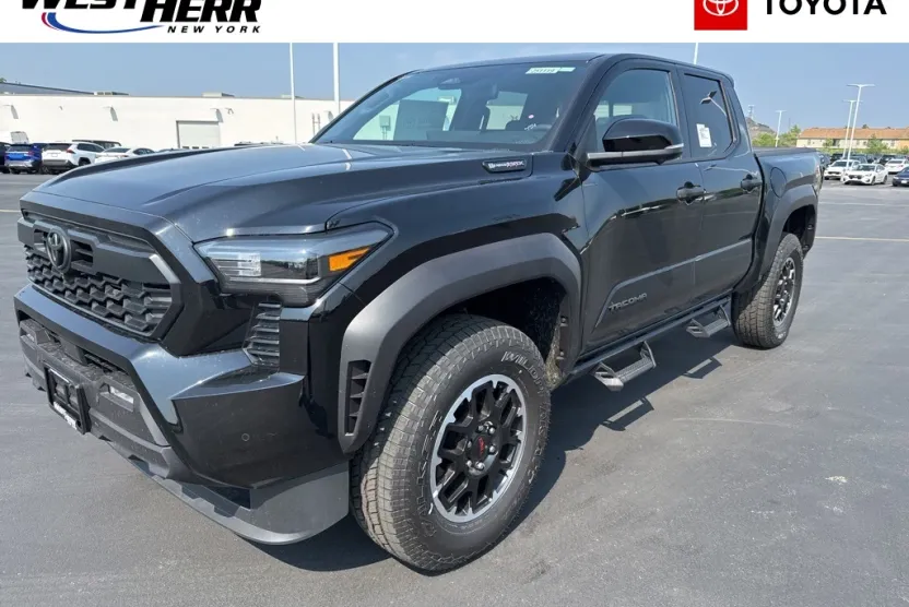 2025 Toyota Tacoma TRD Off-Road 4x4 Double Cab photo 1