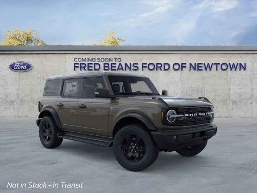 2025 Ford Bronco Outer Banks photo 1