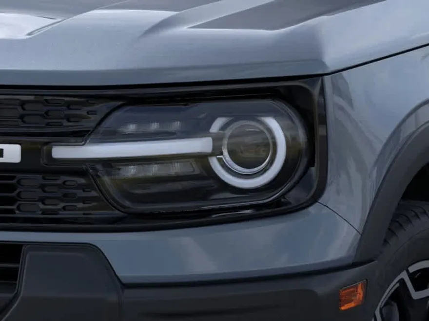 2025 Ford Bronco Sport Outer Banks photo 1