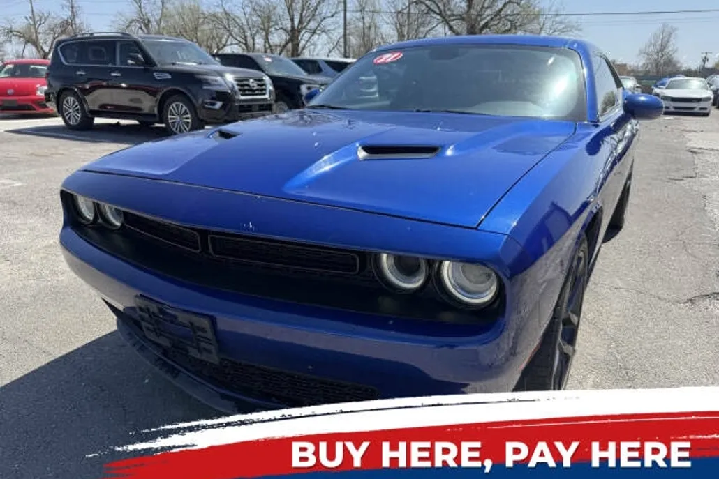 2021 Dodge Challenger SXT photo 1