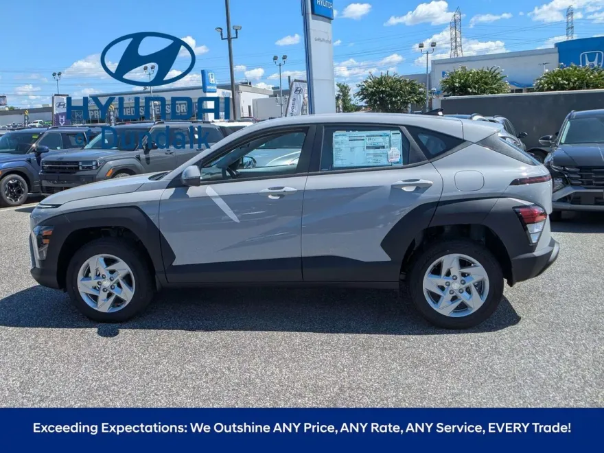 2026 Hyundai Kona SE photo 1