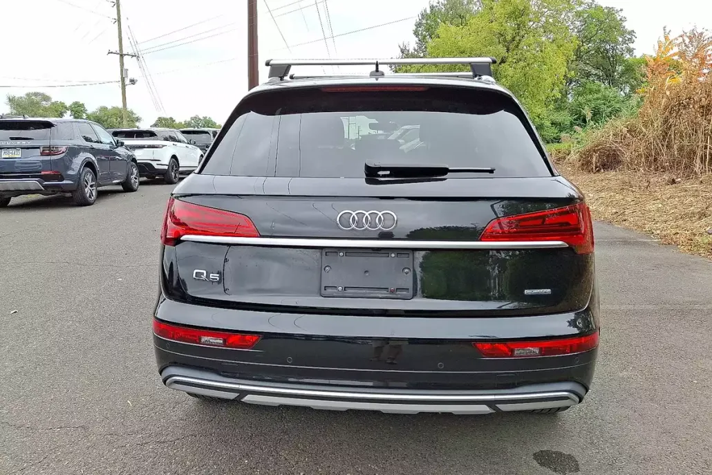 2023 Audi Q5 Prestige 40 TFSI Premium S line photo 1