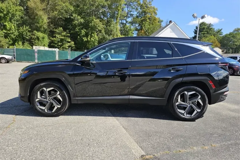 2024 Hyundai Tucson Hybrid Limited photo 1
