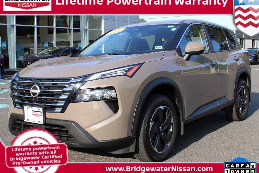 2024 Nissan Rogue SV AWD photo 1