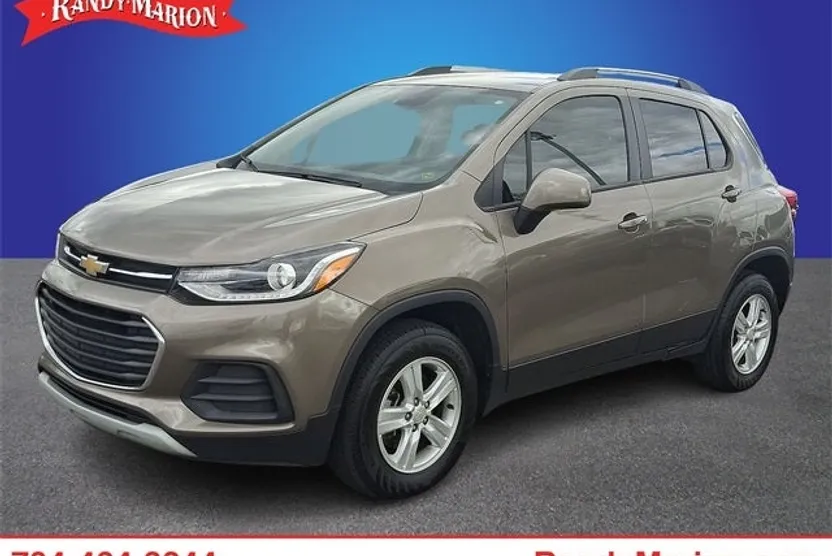2022 Chevrolet Trax LT photo 1