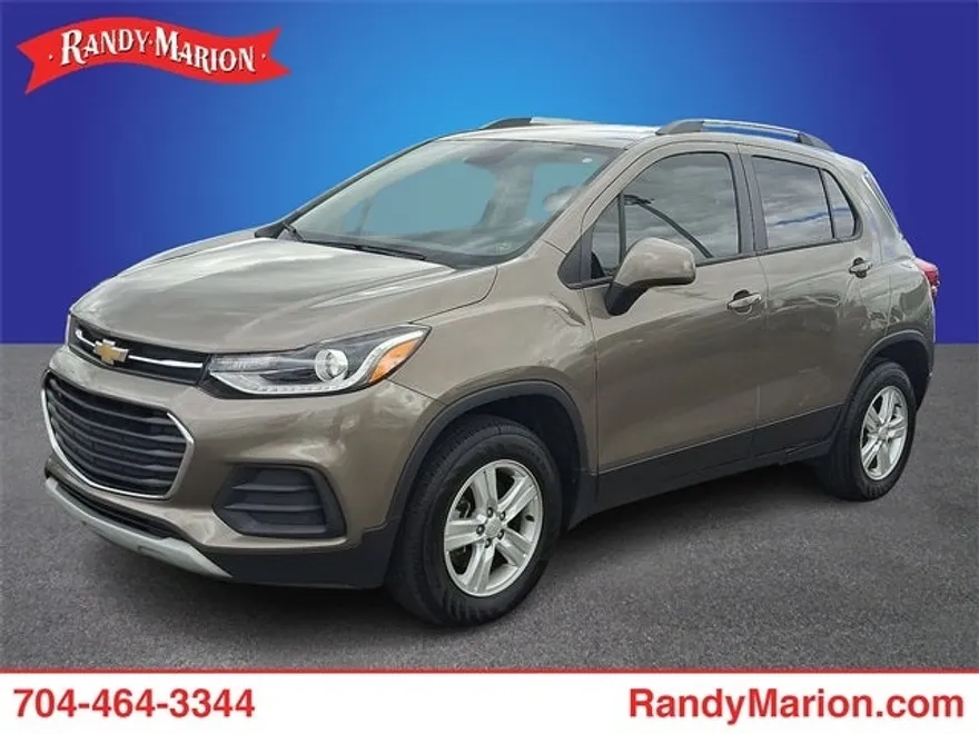 2022 Chevrolet Trax LT photo 1