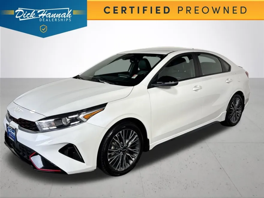 2024 Kia Forte GT-Line photo 1