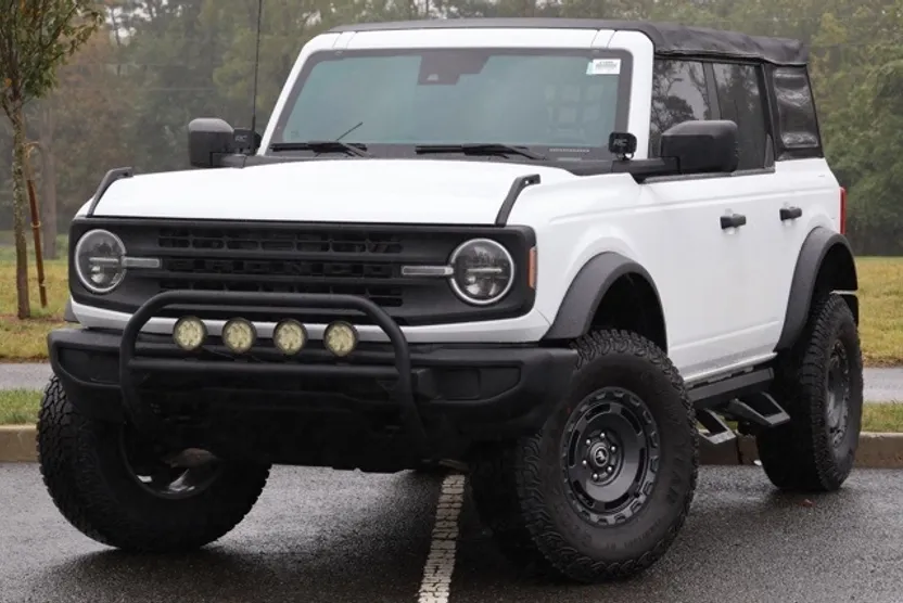 2022 Ford Bronco Base Big Bend Black Diamond Outer Banks photo 1