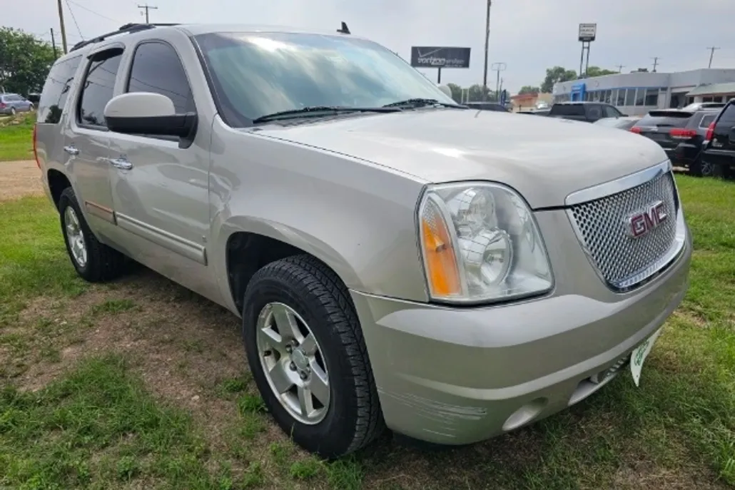 2009 Gmc Yukon photo 1