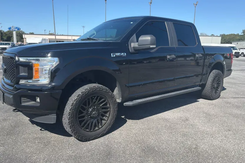 2018 Ford F-150 XL photo 1