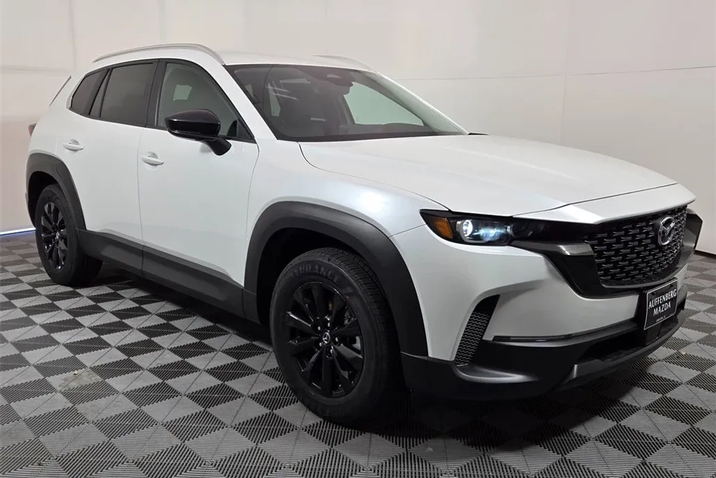 2025 Mazda CX-50 2.5 S Preferred photo 1