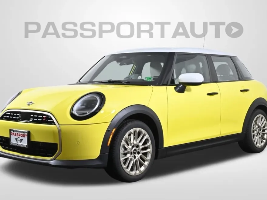 2025 Mini Cooper 4 Door Hardtop S photo 1