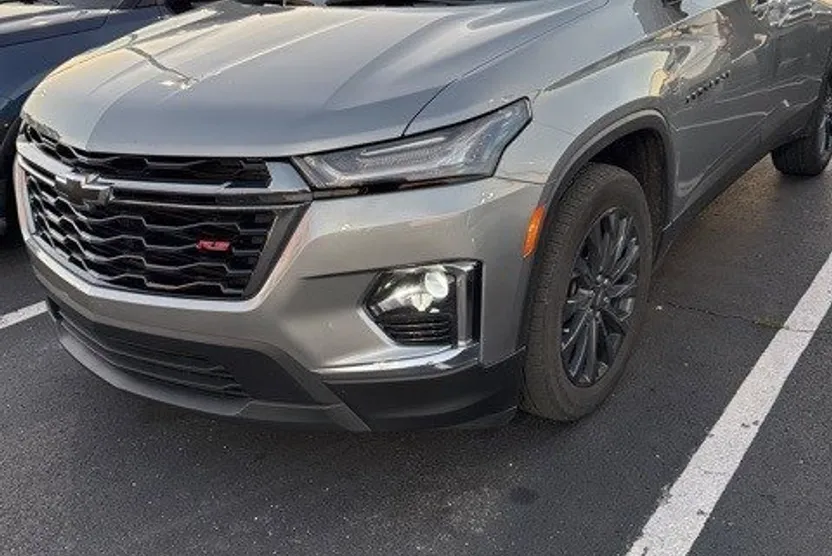 2023 Chevrolet Traverse RS photo 1