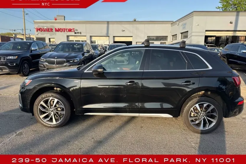 2023 Audi Q5 S line Premium Plus photo 1