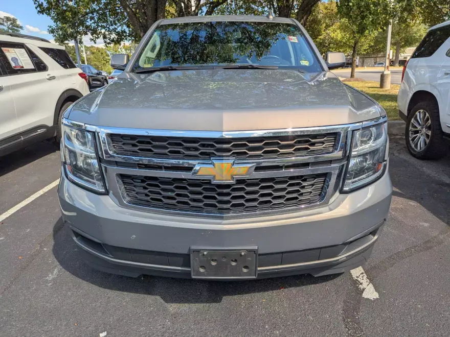 2018 Chevrolet Tahoe LT photo 1