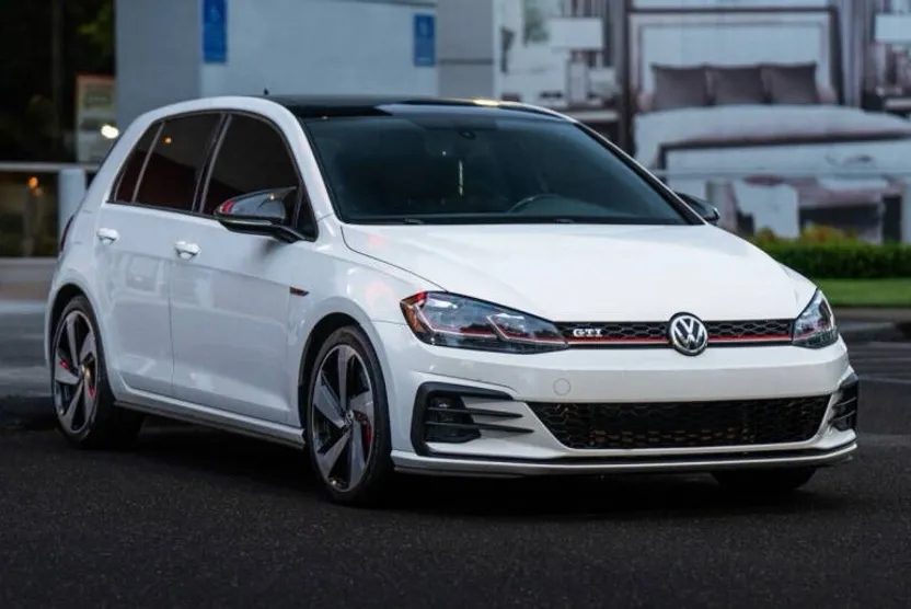2018 Volkswagen Golf GTI SE Autobahn photo 1