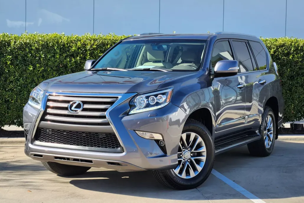 2016 Lexus GX 460 Luxury photo 1