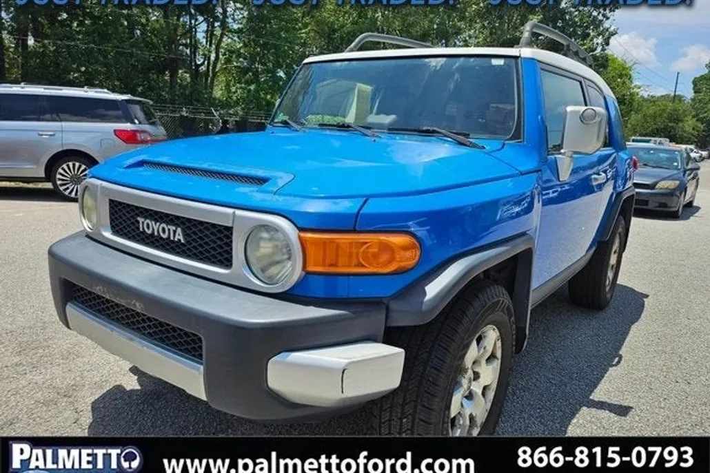 2007 Toyota FJ Cruiser Base photo 1