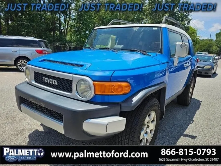 2007 Toyota FJ Cruiser Base photo 1