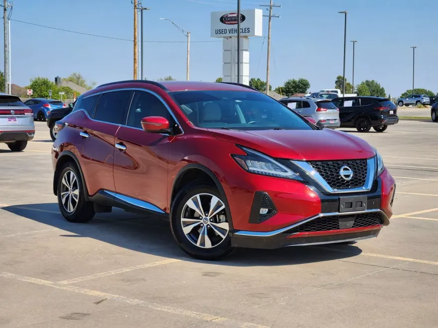 2022 Nissan Murano SV photo 1